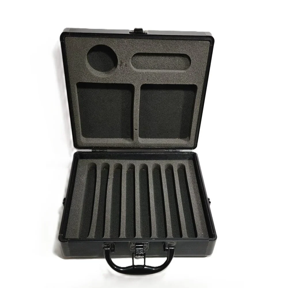 1915 Thompson & Co. Inc. Black & Silver Metal Travel Humidor Cigar & Acces Case